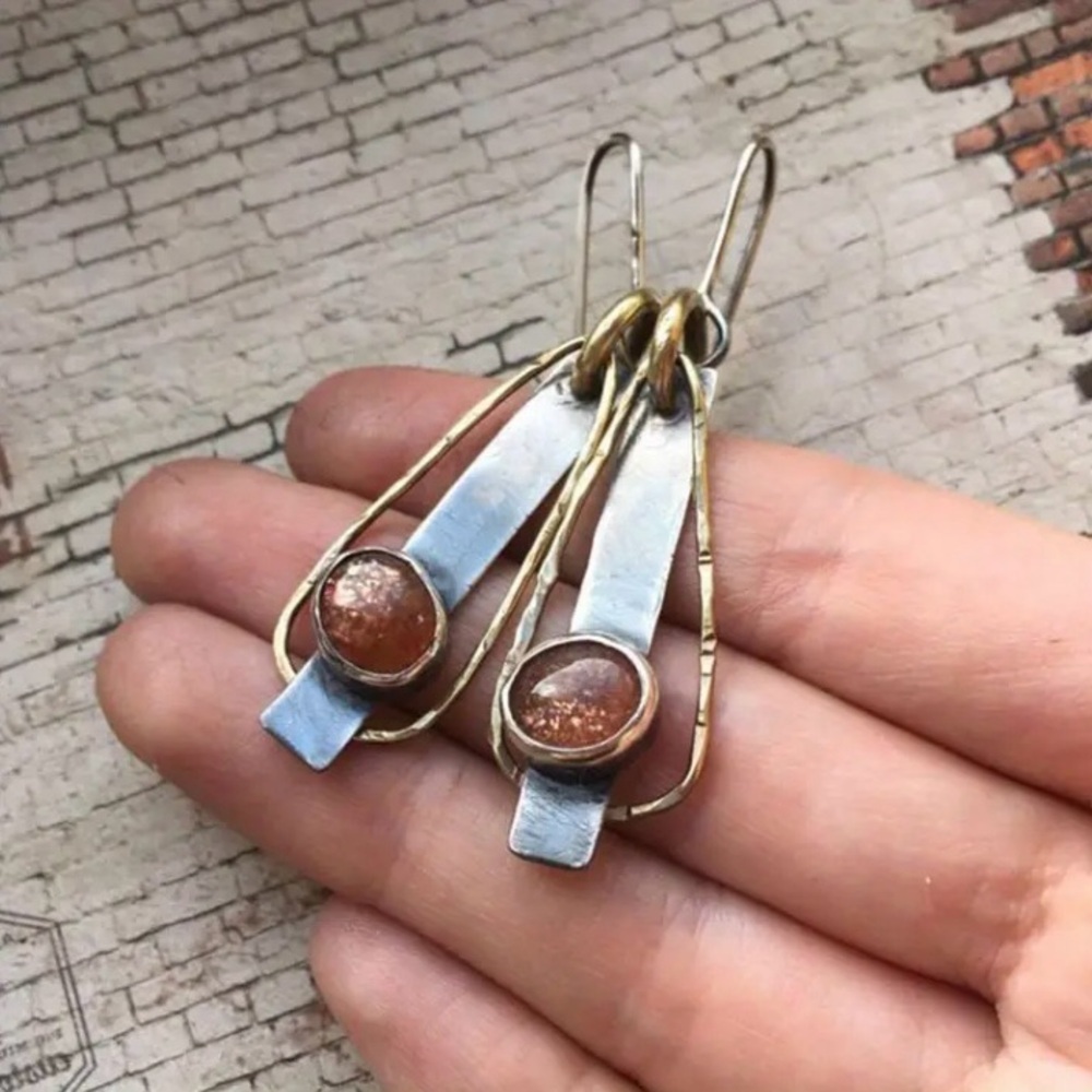 💎 Two toned teardrop earrings Set with a Natural Gem Stone in Stainless Steel